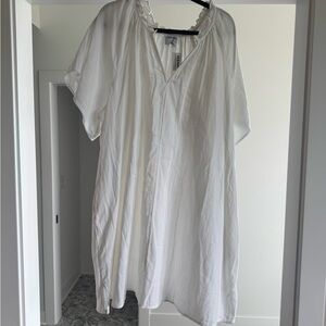 Old Navy V-Neck White Dress
